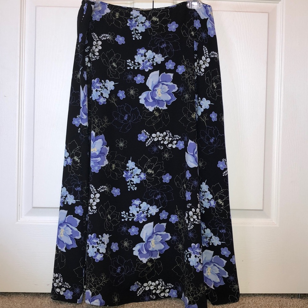 Croft and Barrow floral skirt